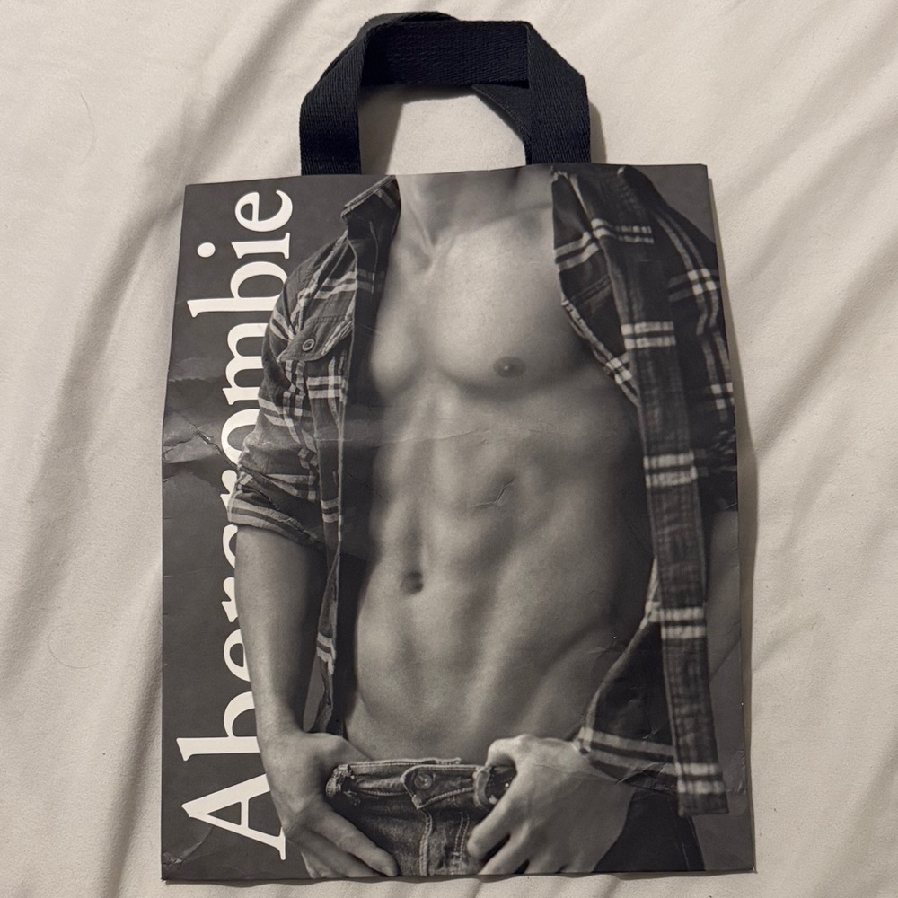Abercrombie & Fitch Monochrome Graphic Tote